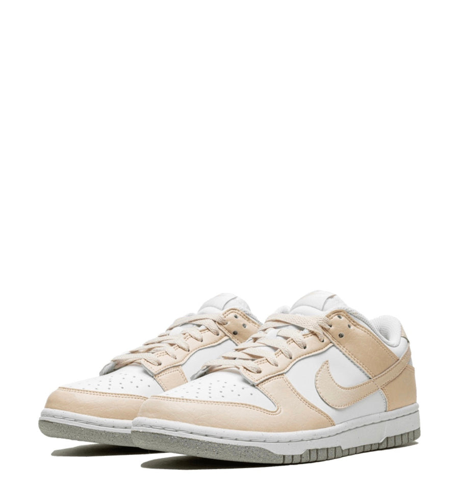 (48H LEVERING) Nike Dunk Low Next Nature 'White Light Orewood Brown'