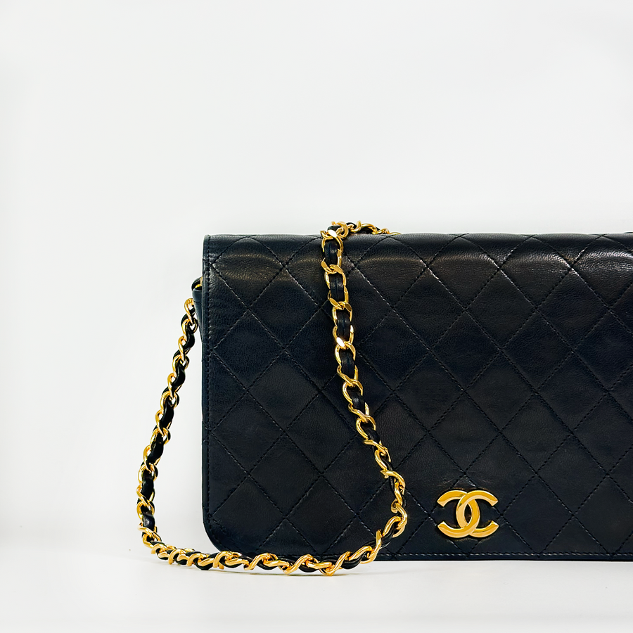 CHANEL Full Flap Chain Shoulder Bag Clutch Black Quilted Lambskin